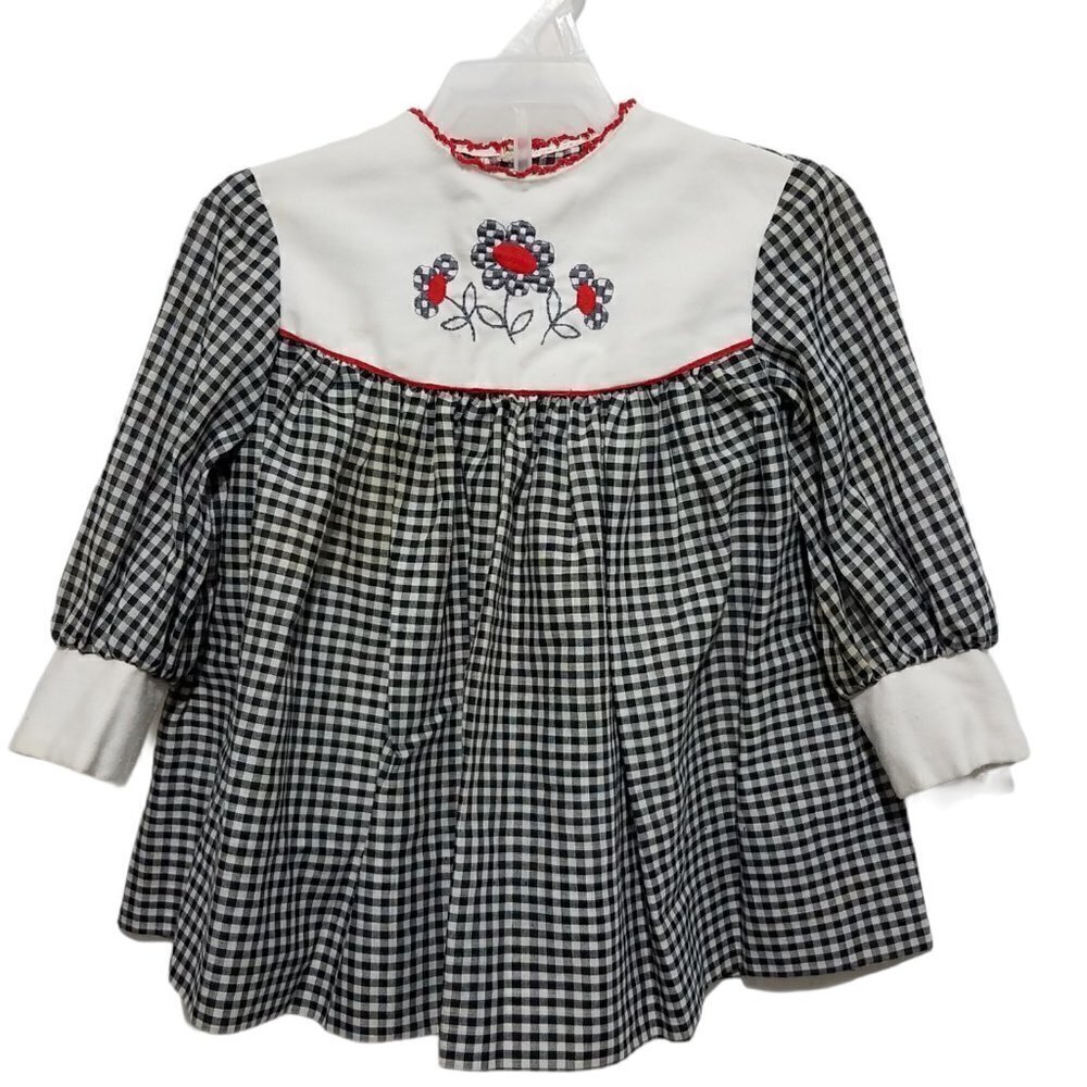 VINTAGE Ruth Of Carolina Girls Gingham Smock Dress